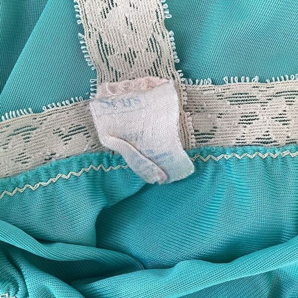 Vintage Sears long blue lace strap nightgown, small.  0261 - Picture 6 of 6